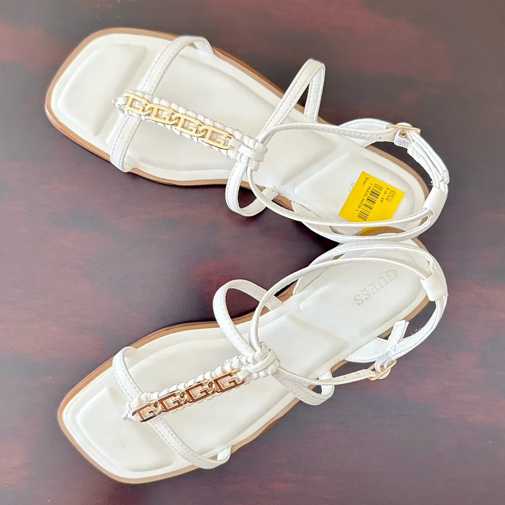GUESS Women's Raima Branded T-Strap Flat Sandals size 8 - Picture 3 of 8